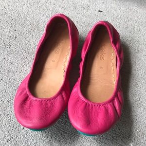 Tieks pink